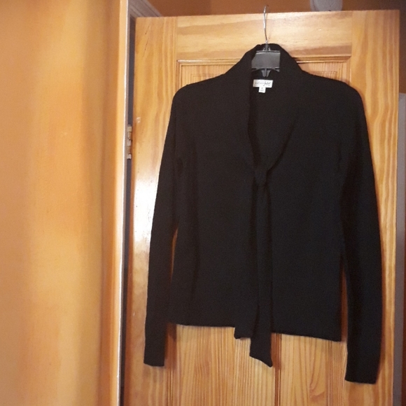 Maison Jules Long Sleeve Black Top - Picture 9 of 11